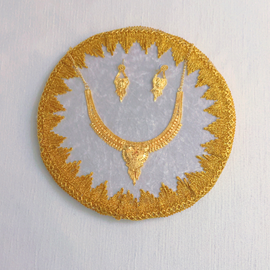 collier plaqué or