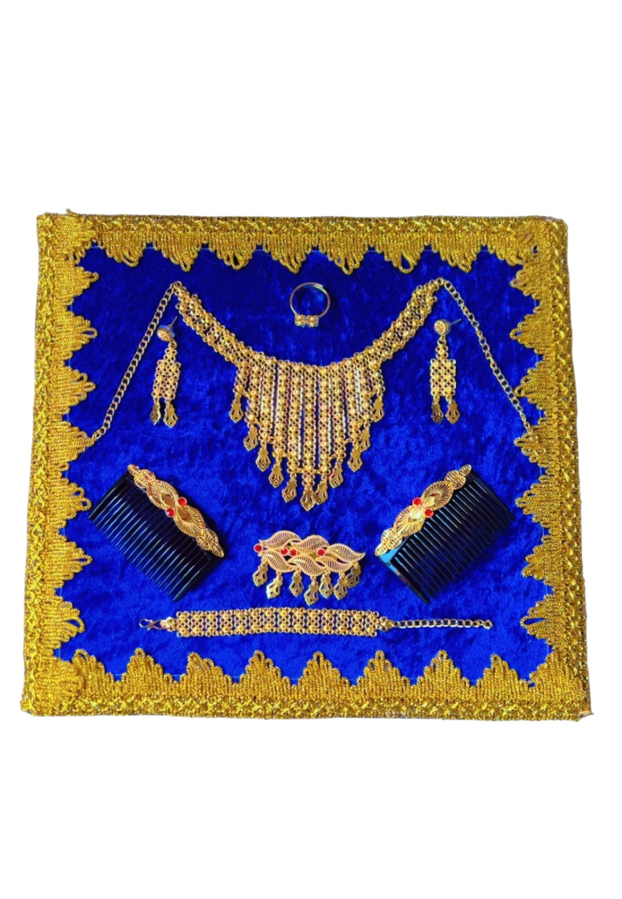 panneau + bijoux