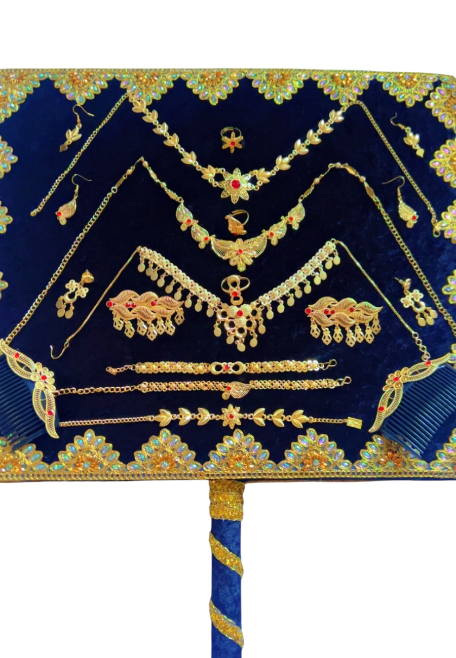 panneau + bijoux plaque or déjà fixé et emballé