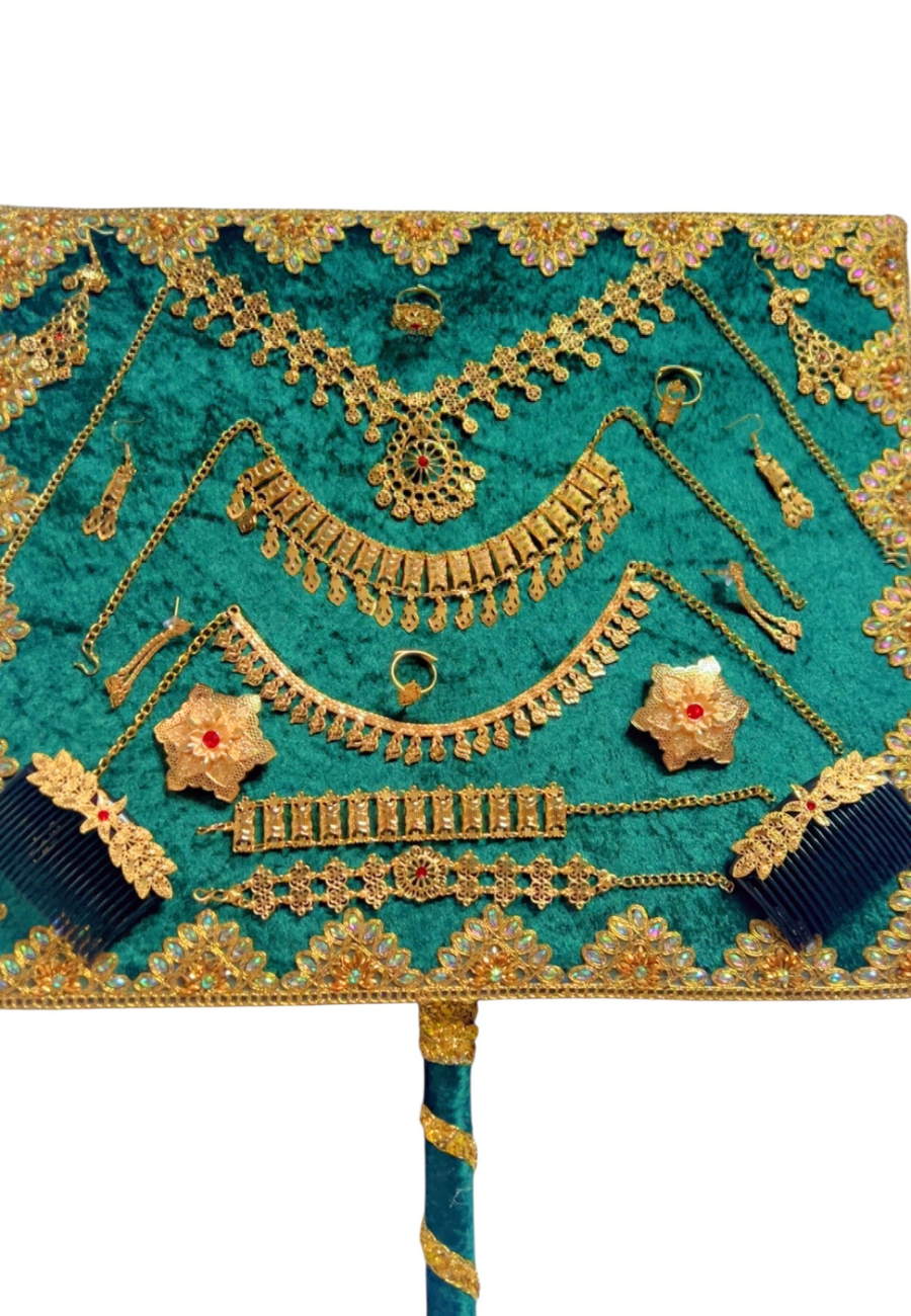 panneau +bijoux plaque or déjà fixé et emballé