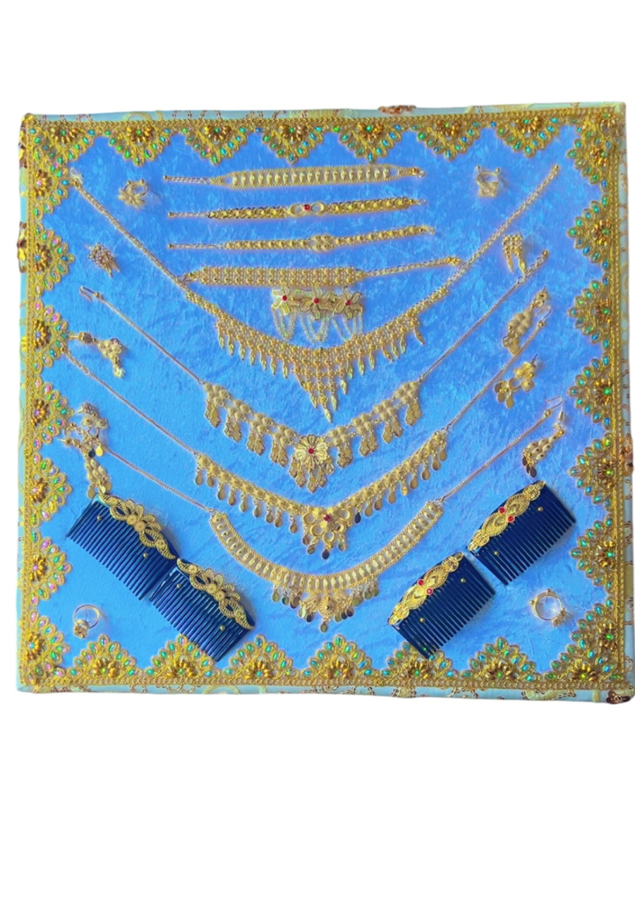 panneau + bijoux plaque or